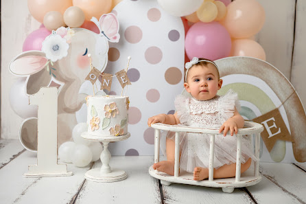 Zwei Elefanten - Neugeborenen,-Schwangerschaft,- und Kinderfotografin - Ruslana Senn