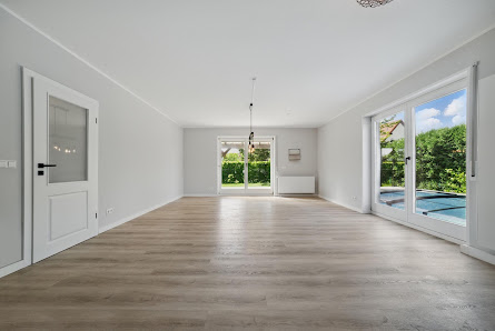 VKNI Real Estate