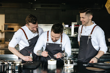 JUNI Fotografen I Foodfotografie I Stilllifefotografie I Portrait I Augsburg