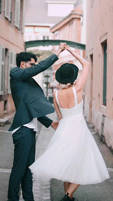 Illumia Eikona - Openhearted Wedding Photography & Stories - Mia Loyal