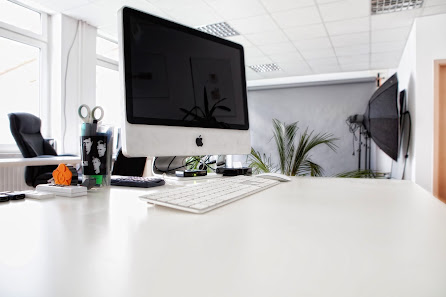 whitedesk