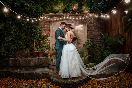 Priodas photography