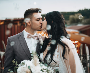 Arthur Strauch Weddings I Hochzeitsfotograf / Videograf