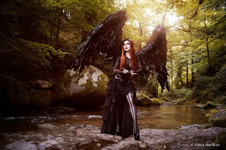 Annie Bertram Photoart