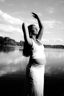 Anabell Krause Fotografie - moderne Babybauchfotografie und Familienfotografie