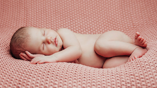 MOIN BABY Neugeborenenfotografie