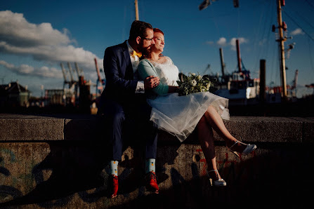 Lovers in Crime (formerly known as Pic Fabrique)