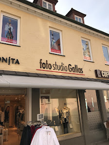 FOTO GALLAS