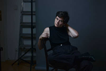 Olga Blackbird PORTRAITFOTOGRAF
