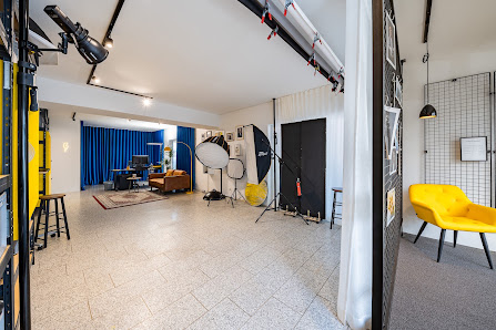 STUDIO f8
