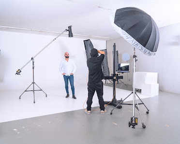 STUDIO 10