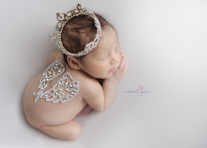 Sweet Pea Photography by Jen Snizek