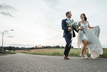 Time for confetti - Hotel-, Business- und Hochzeitsfotograf