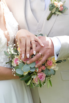 Hochzeitsfotograf Fabian Wüstenberg mit Hüpfburg, Drohne & Fotobox