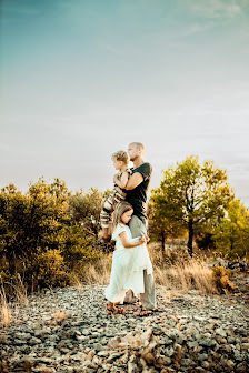 Juliane Fieber Fotografin in Marburg für Kinder und Familien | Dokumentarische Businessfotografie