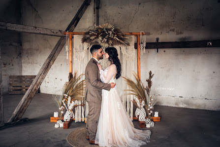 Love and Lace