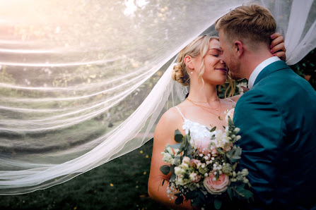 VISUAL MOMENTS by Stephan Gröger - Hochzeitsfotograf Hannover
