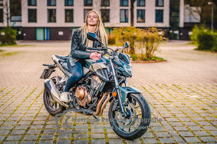 Matthias Paschke Fotografie | Hochzeitsfotograf Portraitfotograf Sportfotograf in Oldenburg