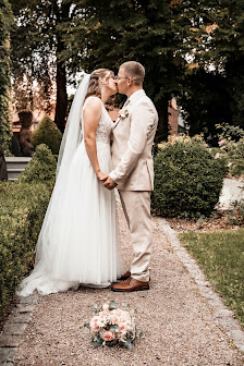 Jana Linder Fotografie – Hochzeitsfotografin Stade & Cuxhaven