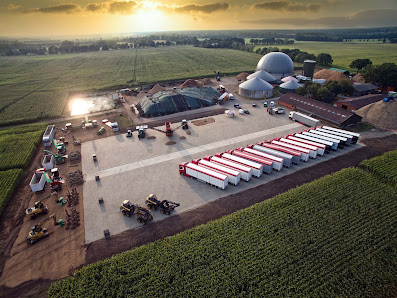 Andrea Behrens GmbH Studios für Fotografie u. Einrahmung