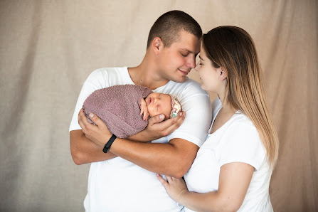 Neugeborenen-und Familienfotografin Yuliia Markevych
