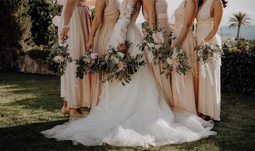 Christine Bay photo & design