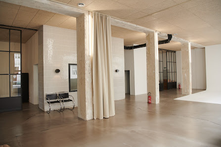 nakedstudios