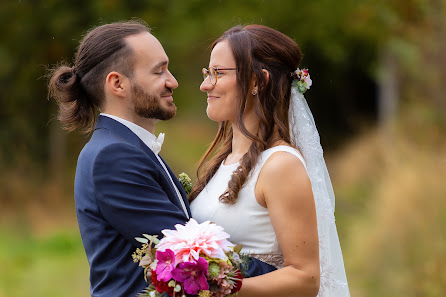 Photoron - Dein Fotograf im Erzgebirge für Hochzeit,Porträt und Werbung