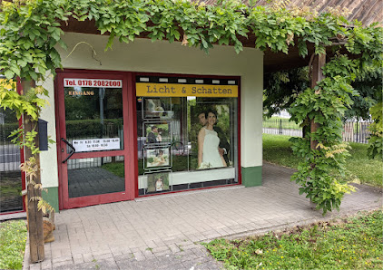[r] wenk fotograf Passbilder • Bewerbungsbilder • Hochzeit • Studiofotografie