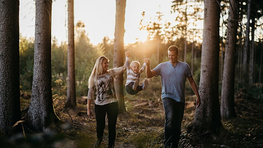 Josy lacht - Familienfotograf