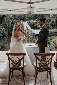 ME WEDDINGS