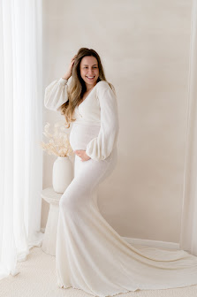 Tourbier Fotografie - Babyfotografie | Babybauch Shooting | Neugeborenen Shooting | Familien Fotoshooting Frankfurt