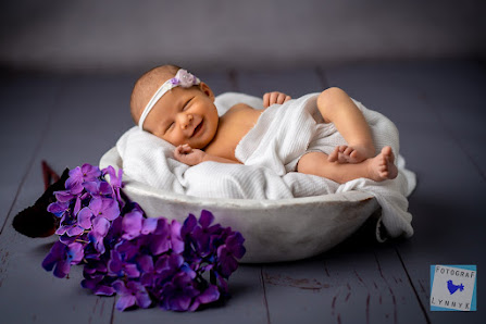 Newborn und Babyfotograf Lynnyk in Frankfurt und Königstein