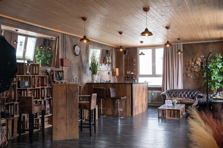Lyke an Atelier