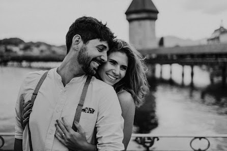 BE BRIGHT PHOTOGRAPHY – Fotograf Düsseldorf | Business-Fotograf | Hochzeitsfotograf