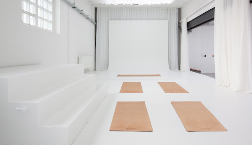 0211Studio