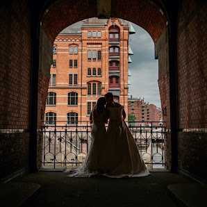 A LOVE above | Hochzeitsfotograf Hamburg by Kevin Kurek
