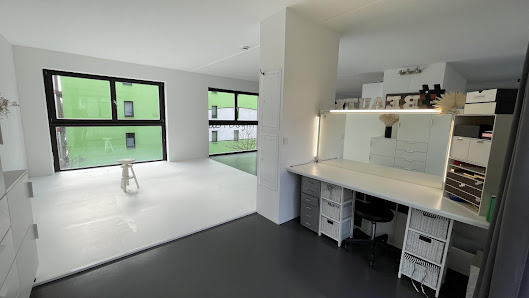 RENT HR STUDIOS