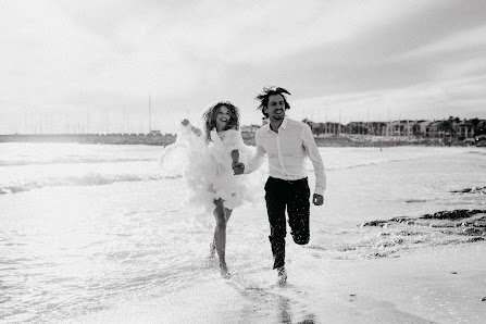 Anna Ahrens weddings
