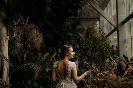 Oak Wedding